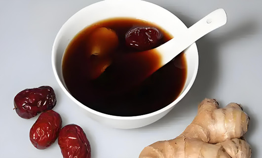 煮姜水喝的功效與作用是什么，有什么功效作用與好處？